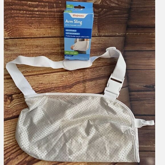 Walgreens Arm Sling w/Thumb Loop Adjustable Padded Shoulder One Size Left/Right - Picture 6 of 7